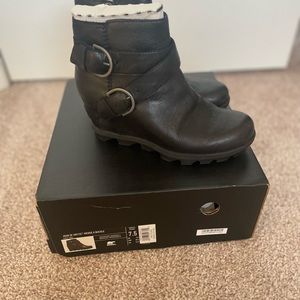 Sorel Joan of Artic Wedge II Buckle Boots